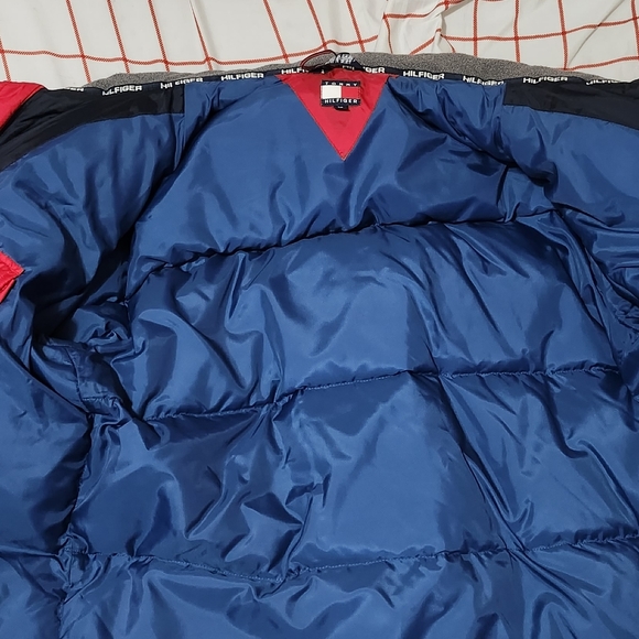 Tommy hilfiger puffer jacket - Picture 6 of 9